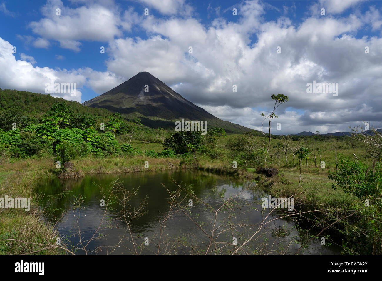 Parque Nacional Volcán Arenal, La Fortuna, Costa Rica, Centroamérica Foto de stock