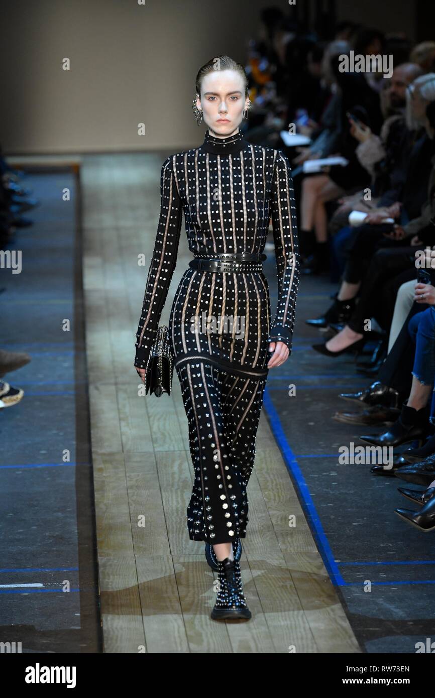 alexander mcqueen pret a porter