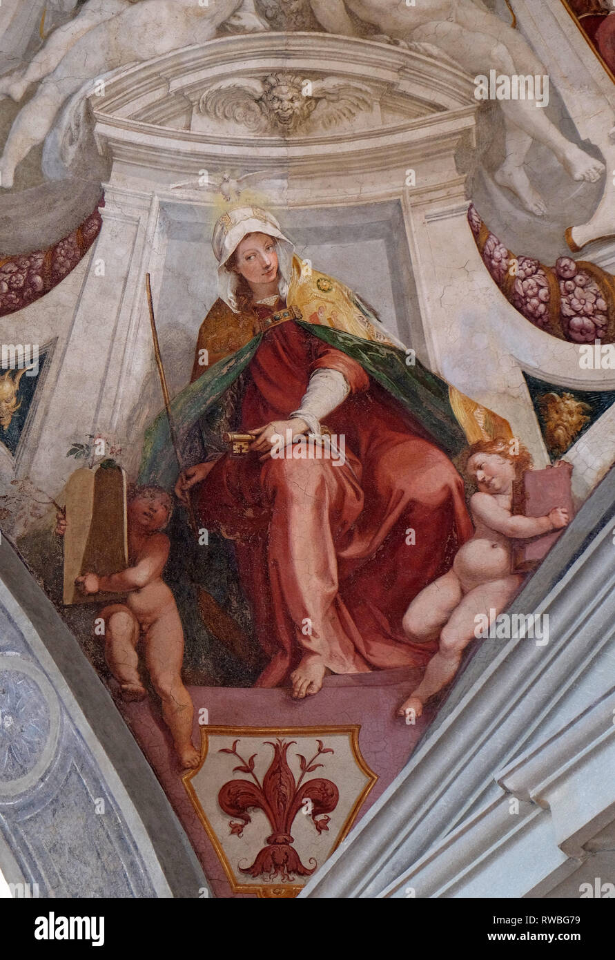 La virtud Ecclesia, fresco por Bernardino Poccetti Ospedale degli Innocenti - Exterior arcade, Florencia, Italia. Foto de stock