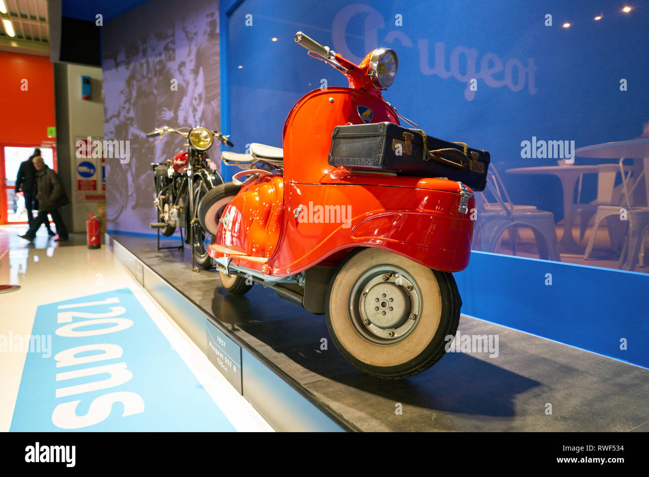 Peugeot Scooter S57 Fotografía de stock - Alamy