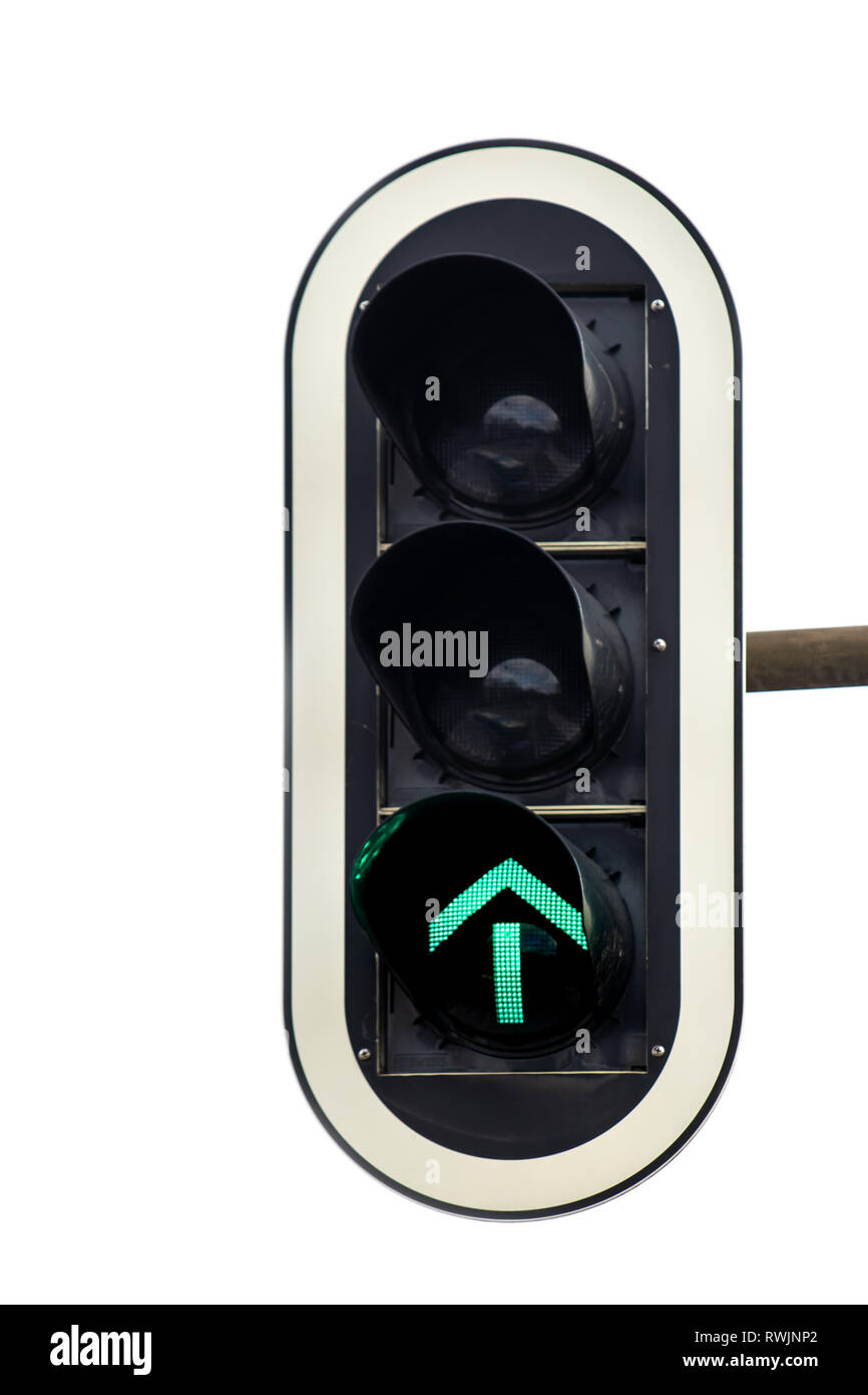 Flecha verde en el semáforo, señales de carretera, el éxito de pensamiento avanzado concepto símbolo Foto de stock