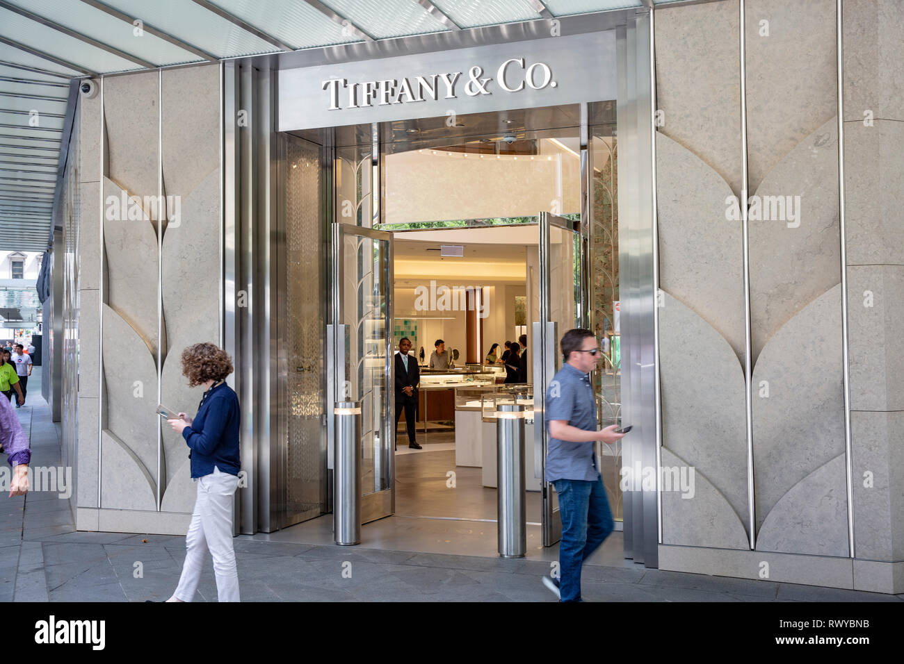 Sydney, Australia. 8 Mar 2019. A principios de esta semana, Tiffany's abrió sus puertas a un nuevo flagship store en Sydney's Pitt Street. Foto de stock