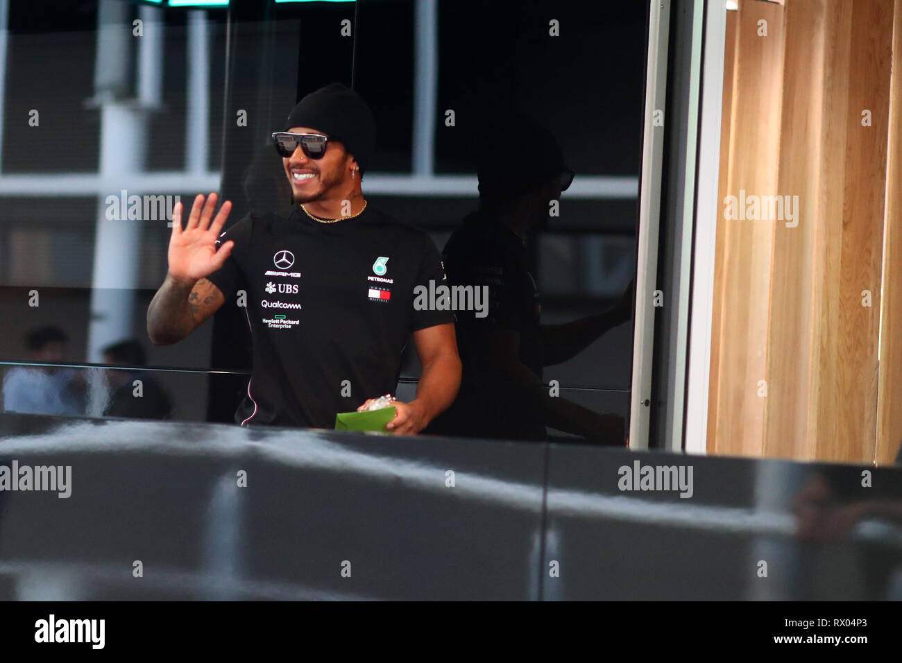 Montmelo, Barcelona, España. 28h de febrero de 2019. Lewis Hamilton de Gran Bretaña y de Mercedes AMG Petronas F1 F1 Team durante las pruebas de invierno Foto de stock