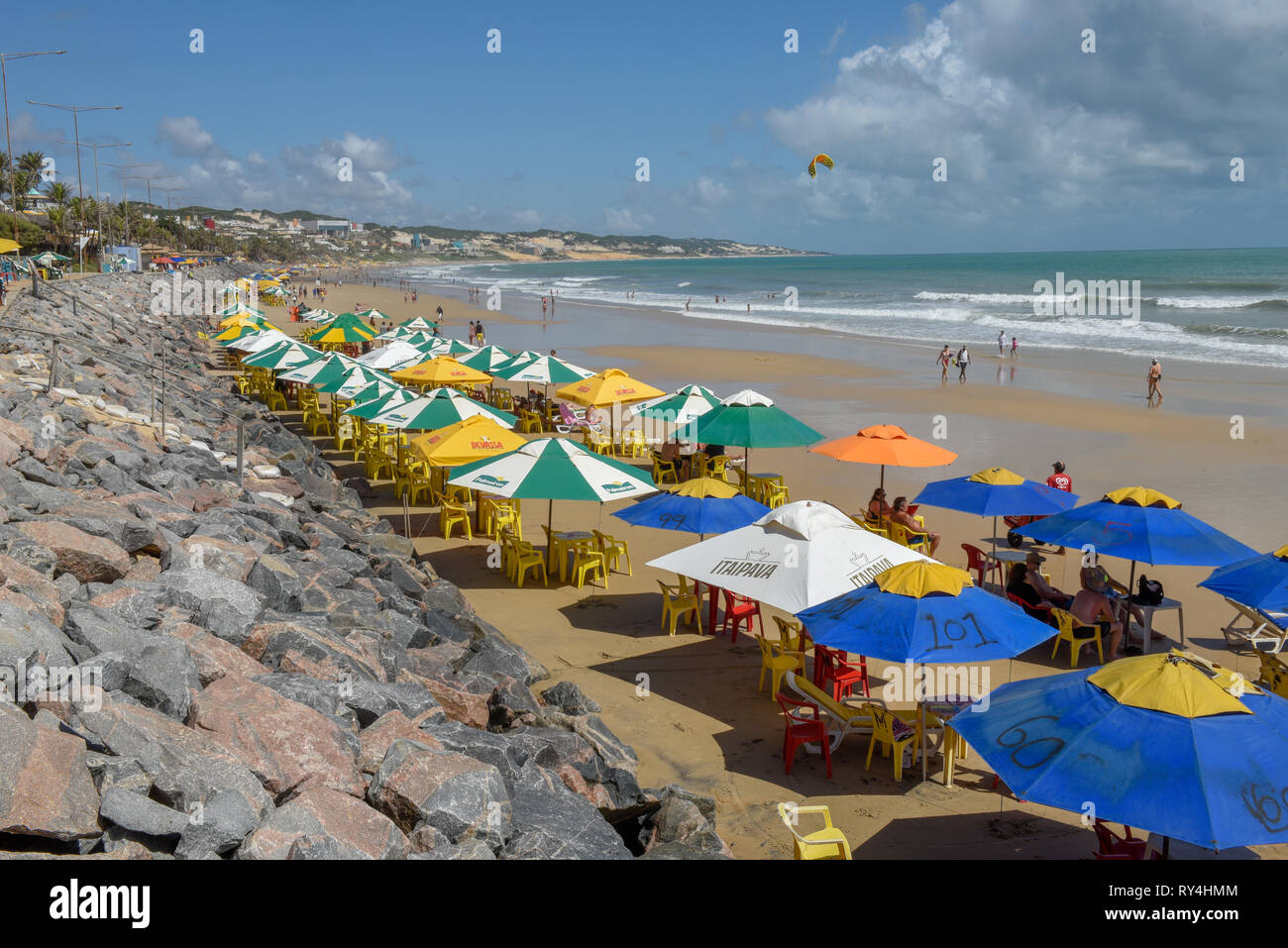 Natal, Brasil - 22 de enero de 2019: la playa de Ponta Negra en Natal en  Brasil Fotografía de stock - Alamy