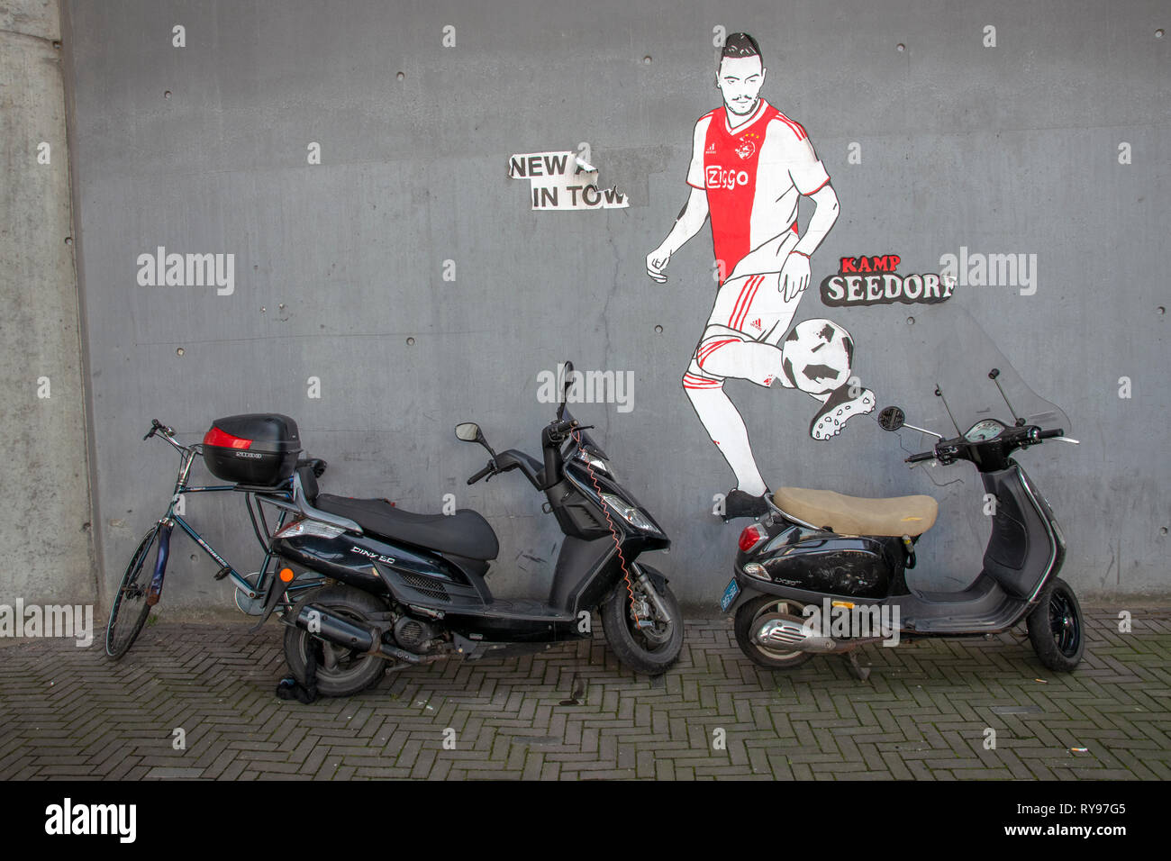 Obras De Arte En La Pared De La Johan Cruijff Arena Desde El Grupo