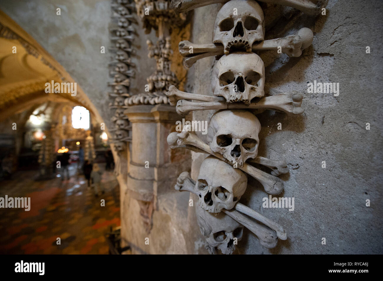 El osario Sedlec o hueso Iglesia en Kutná Hora, Praga, República Checa Fotografía de stock - Alamy El osario Sedlec o hueso Iglesia en Kutná Hora, Praga, República Checa Fotografía de stock - Alamy