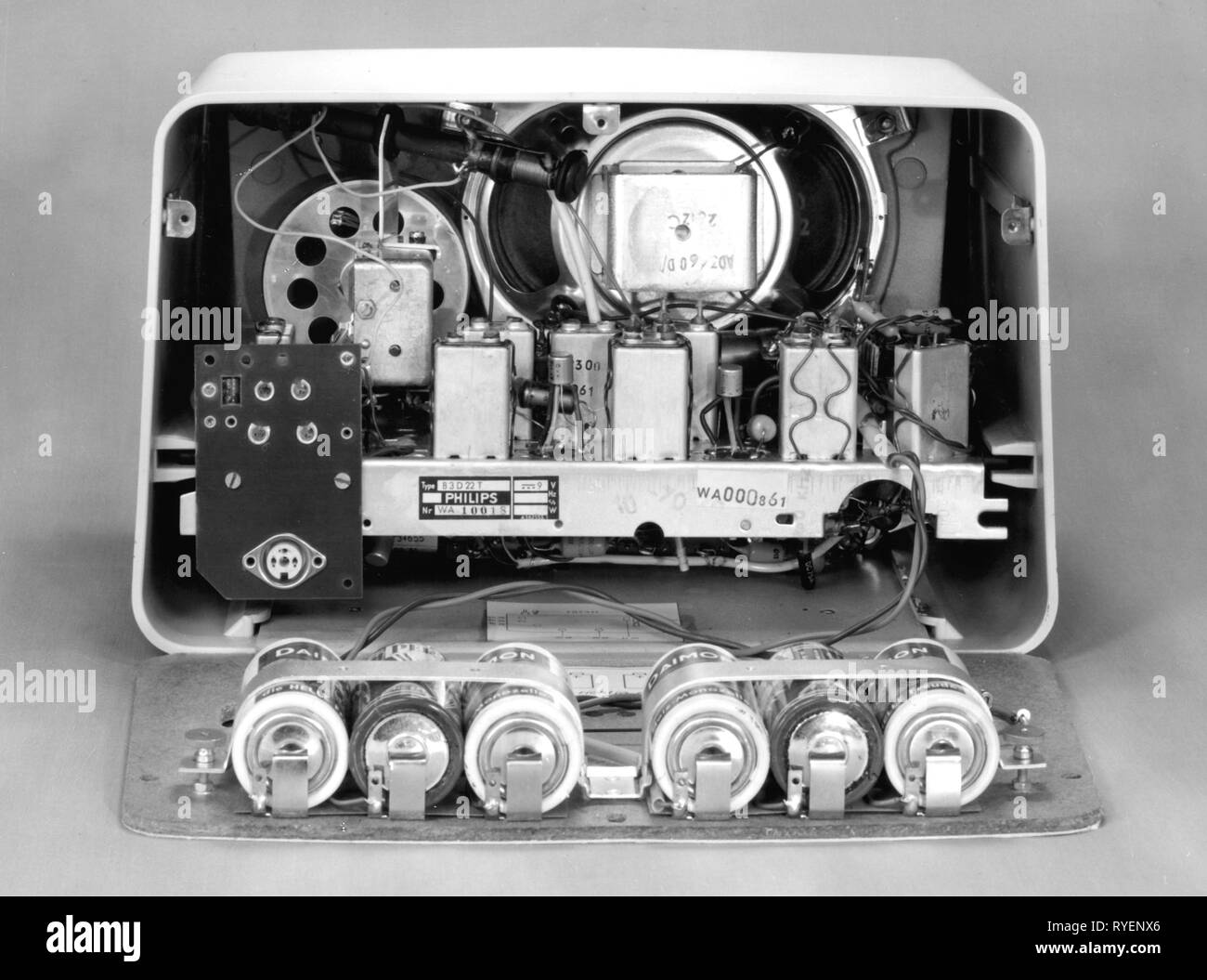 Philips all transistor fotografías e imágenes de alta resolución - Alamy