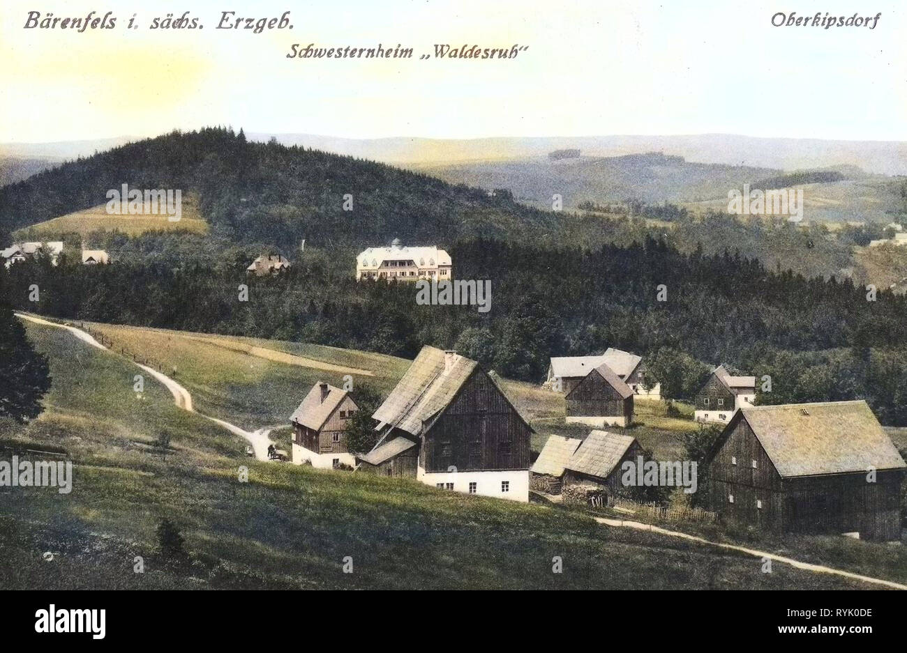 Los edificios en el Landkreis Sächsische Schweiz-Osterzgebirge, Bärenfels 1913, Landkreis Sächsische Schweiz-Osterzgebirge, Schwesternheim Waldesruh, Oberkipsdorf, Alemania Foto de stock