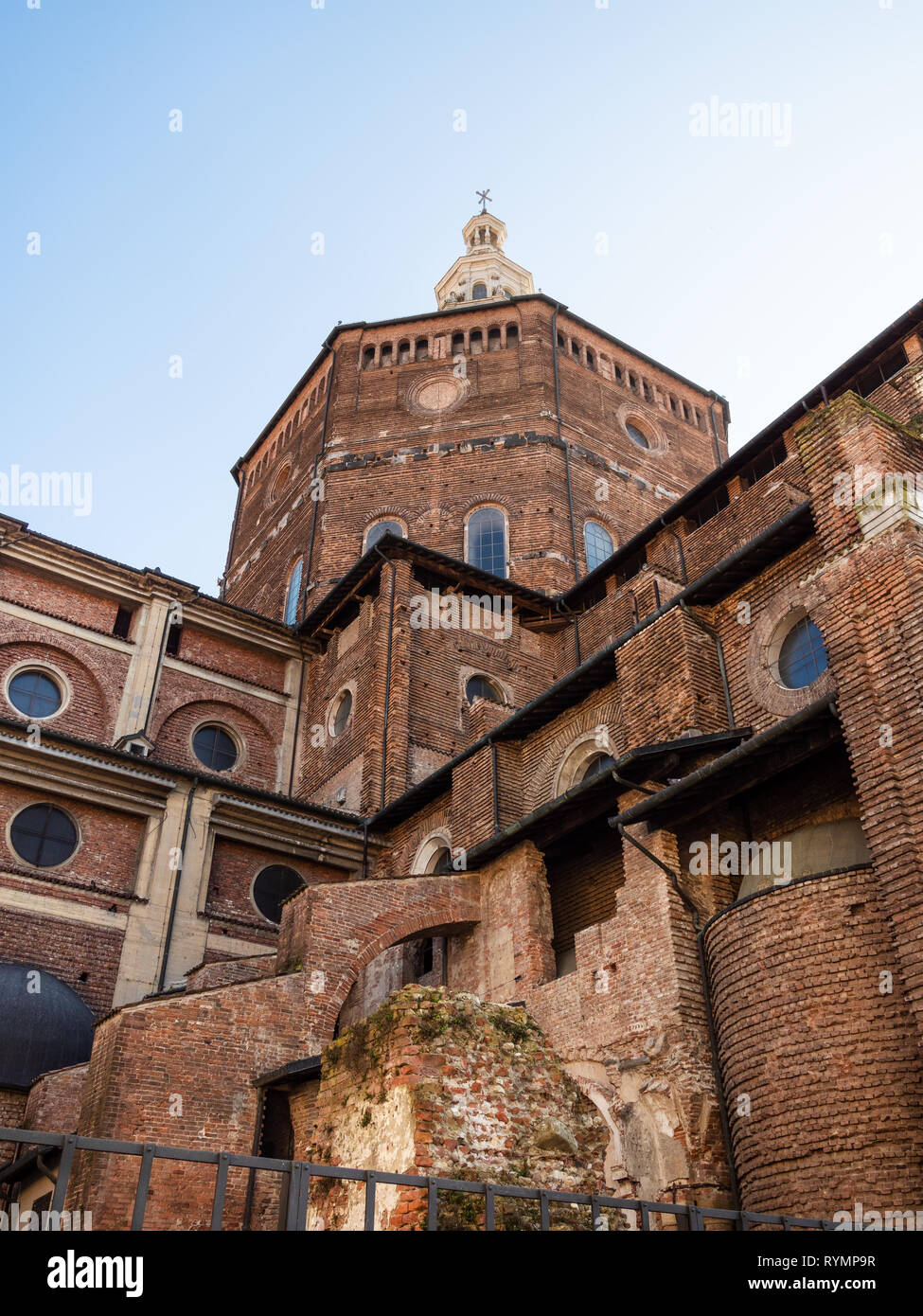 Torre civica de pavia fotografías e imágenes de alta resolución Alamy