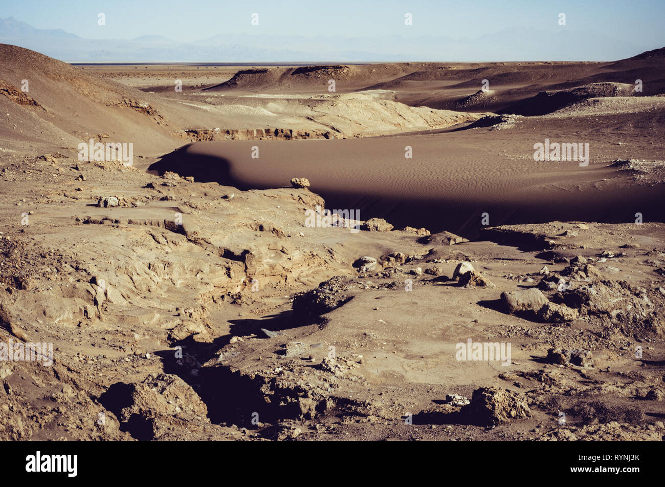 El desierto de Atacama es uno de los lugares más secos del mundo, así como el único verdadero desierto para recibir menos de precipitación de los desiertos polares Foto de stock