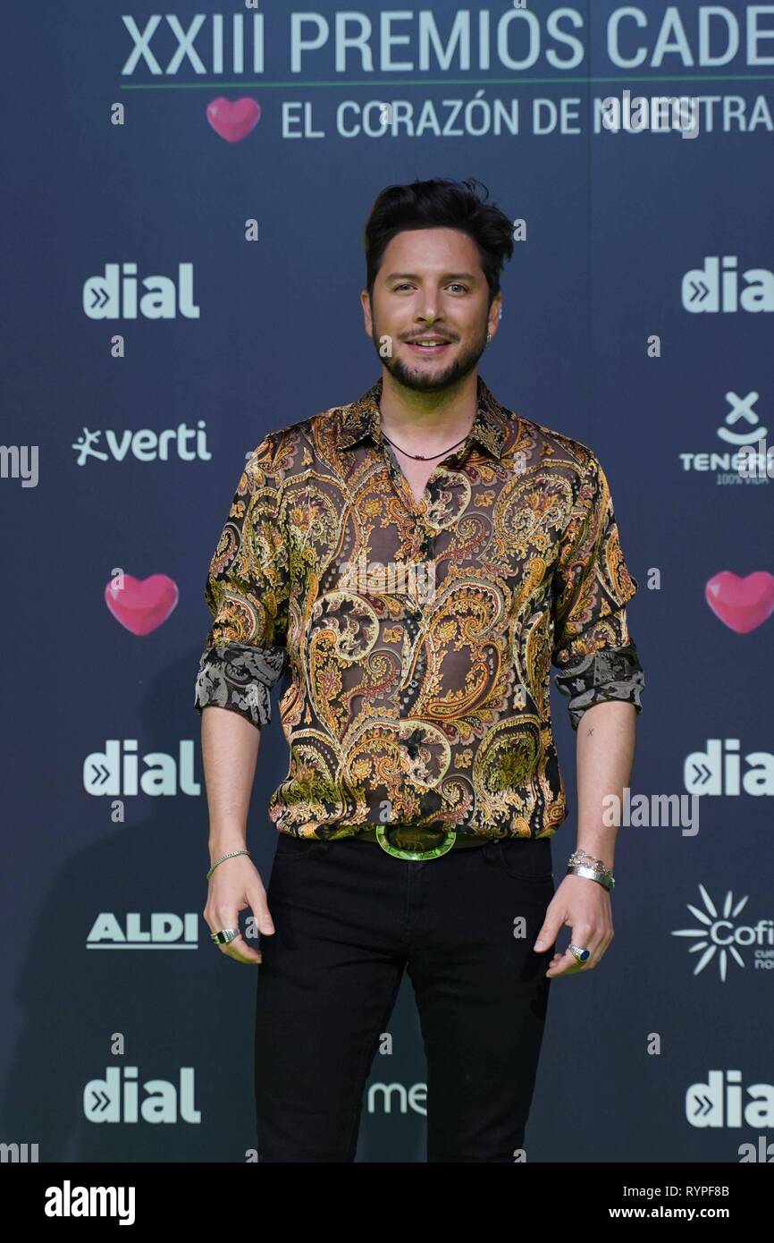 El cantante Manuel Carrasco durante la 23 edición de los Premios de la Cadena  Dial en Tenerife Jueves 14 de marzo de 2019. Cordon Press Fotografía de  stock - Alamy