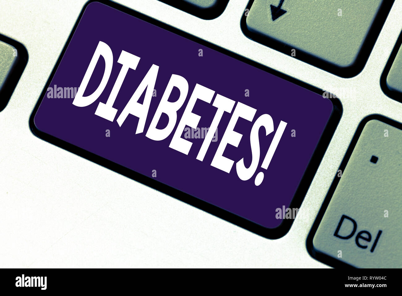 Texto de escritura de la diabetes. Concepto Significado condición médica  diagnosticada con incremento de azúcar de alto nivel Fotografía de stock -  Alamy