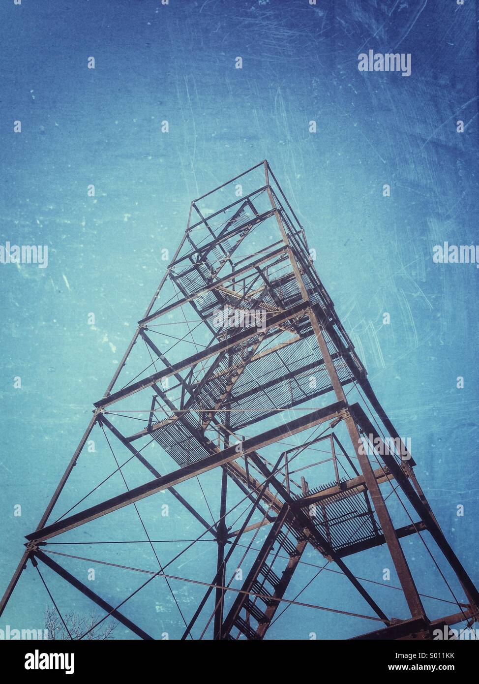 Torre de fuego abandonados en Lynn, Massachusetts. Foto de stock