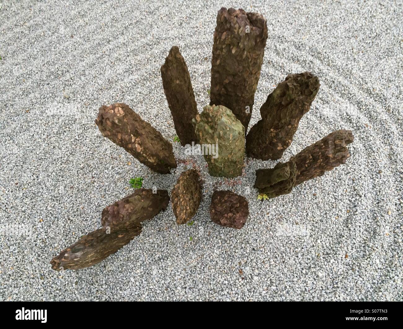 Piedras en seco jardín Zen, Templo Enkoji, Kyoto, Japón Foto de stock