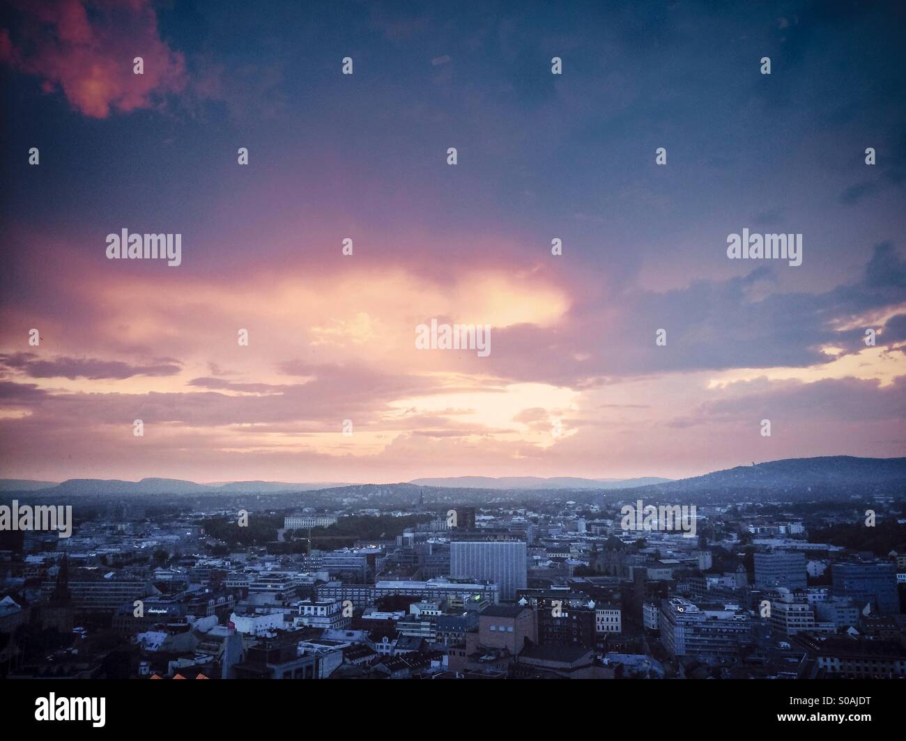 Vista aérea de Oslo, Noruega, sunset Foto de stock
