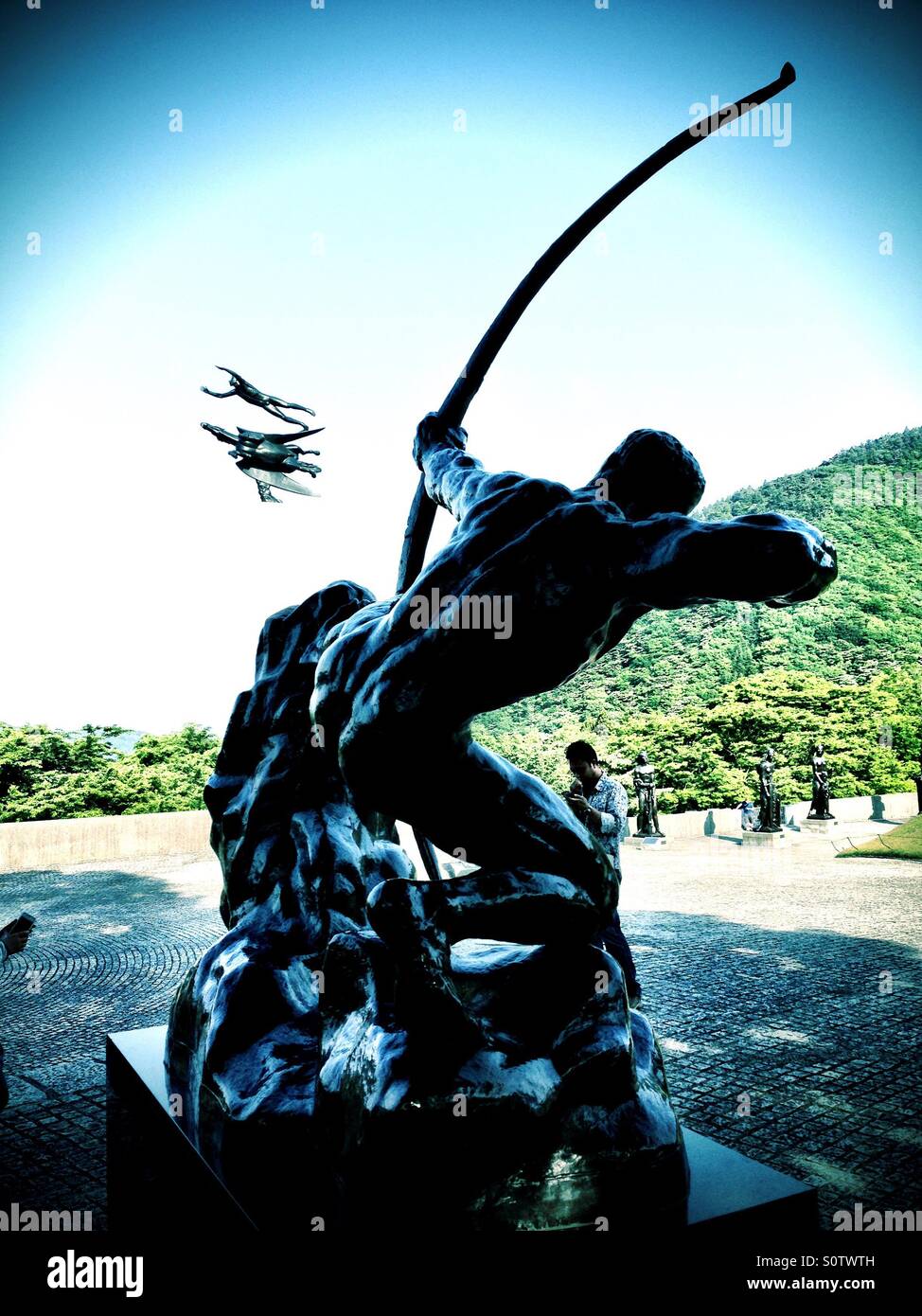 Archer estatua museo al aire libre en Hakone, Japón. Foto de stock