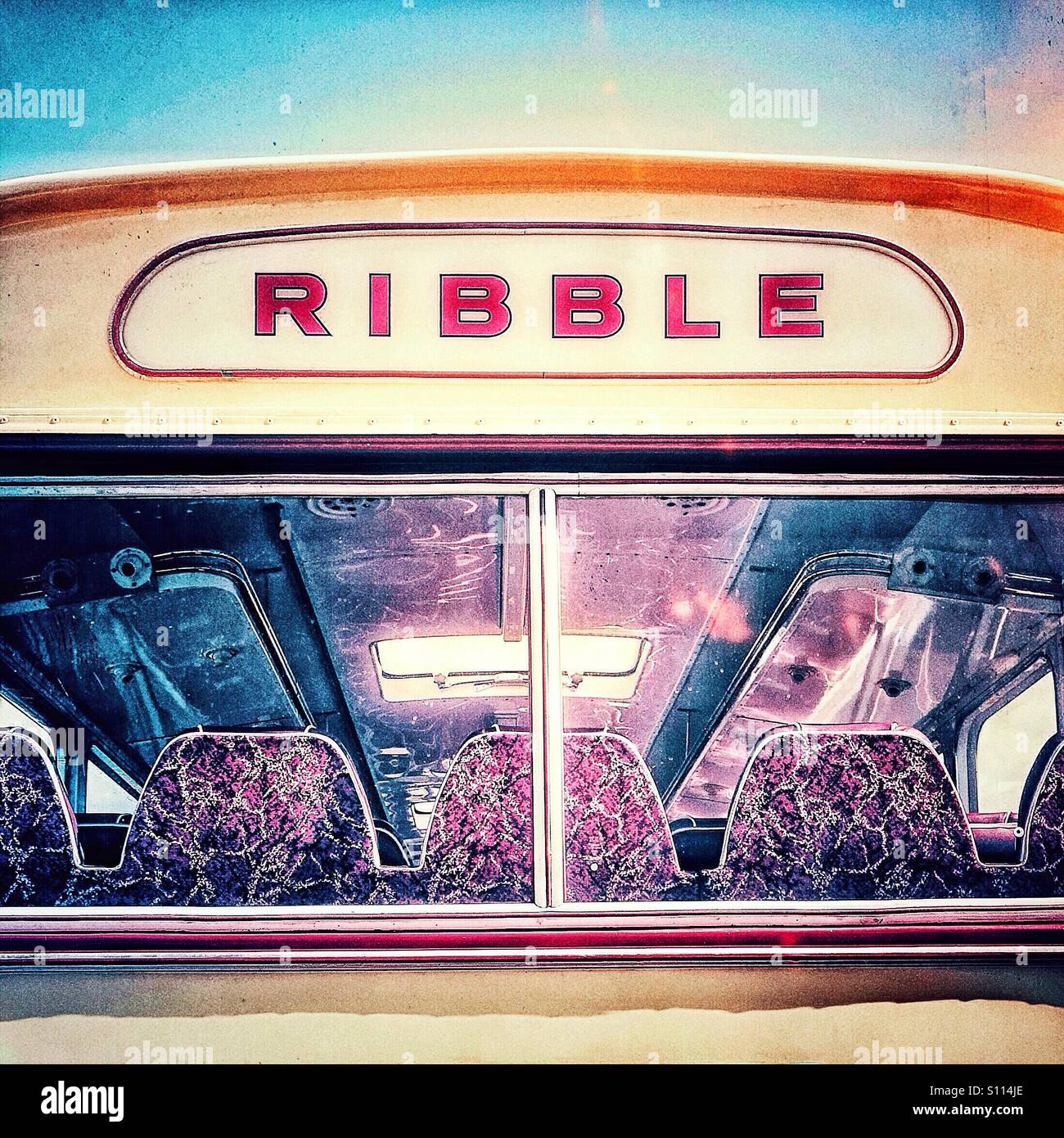 Ventana trasera de vintage single deck bus Ribble Foto de stock
