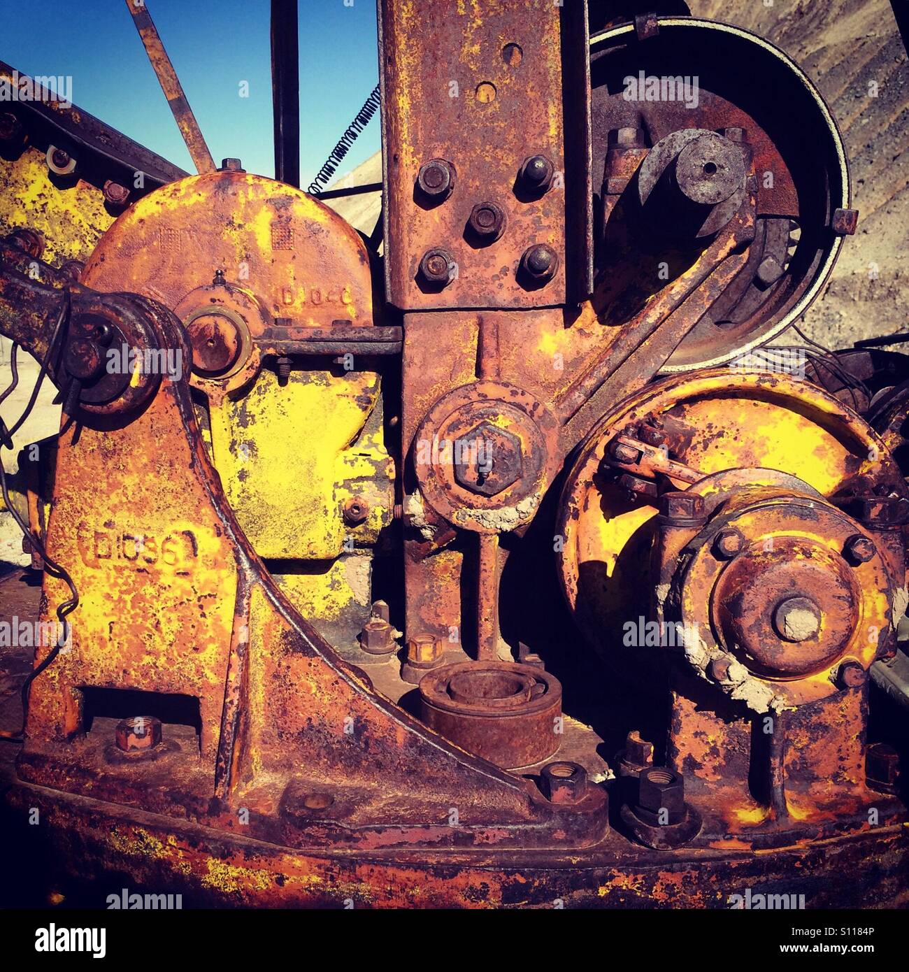 La oxidación de equipos de minería, la histórica Tonopah, Nevada Foto de stock