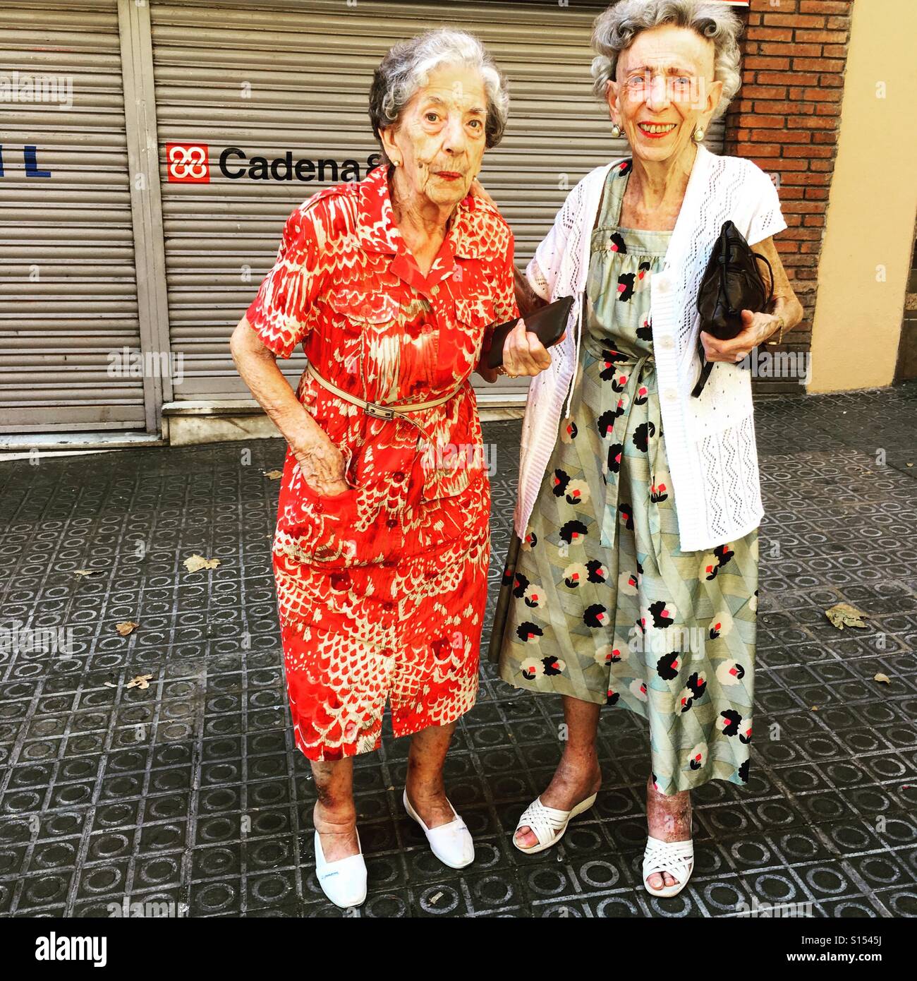 Señoras mayores con estilo Fotografía de stock - Alamy