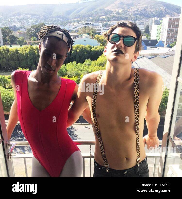 Chicos gay Fotografía de stock - Alamy