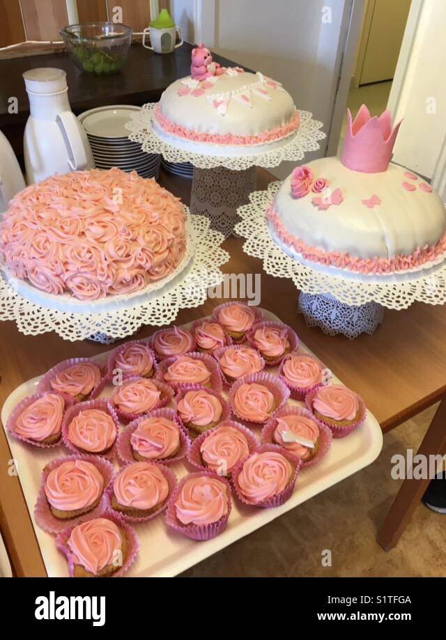 ratón o rata Coro Querido Cupcakes y pasteles con princesa rosa y tema Fotografía de stock - Alamy