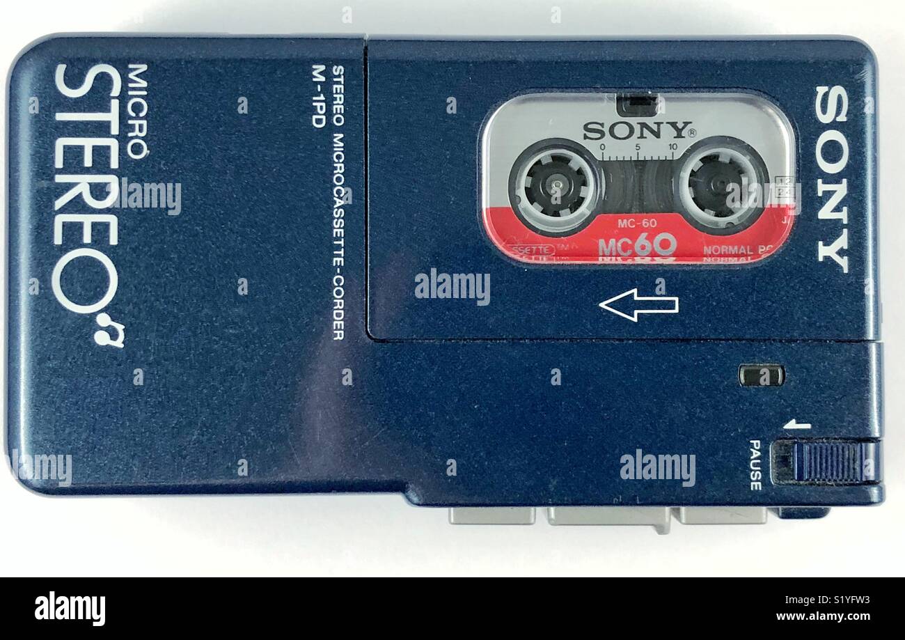 Grabadora de cassette Sony micro estéreo vintage M-1PD Foto de stock