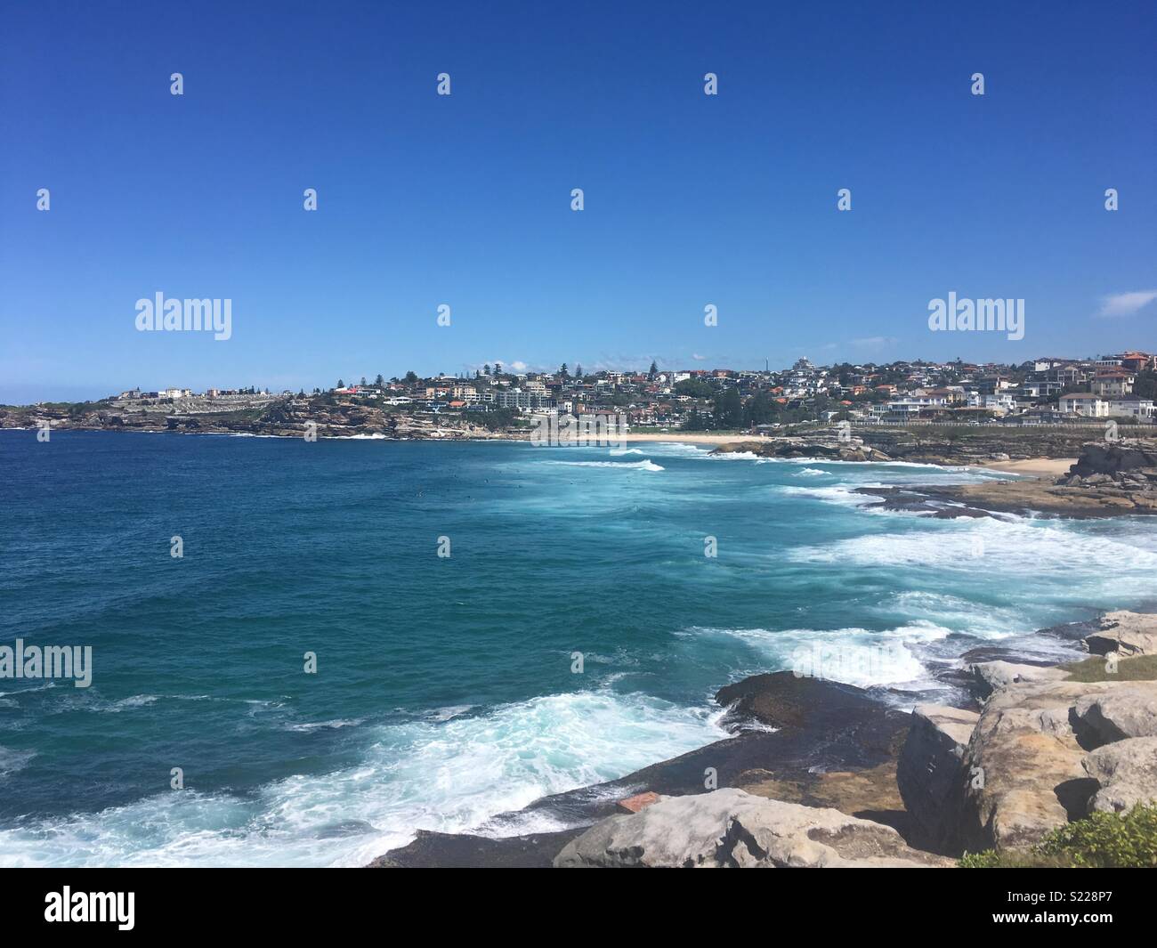 Bondi de Coogee Beach Walk, Sydney Foto de stock