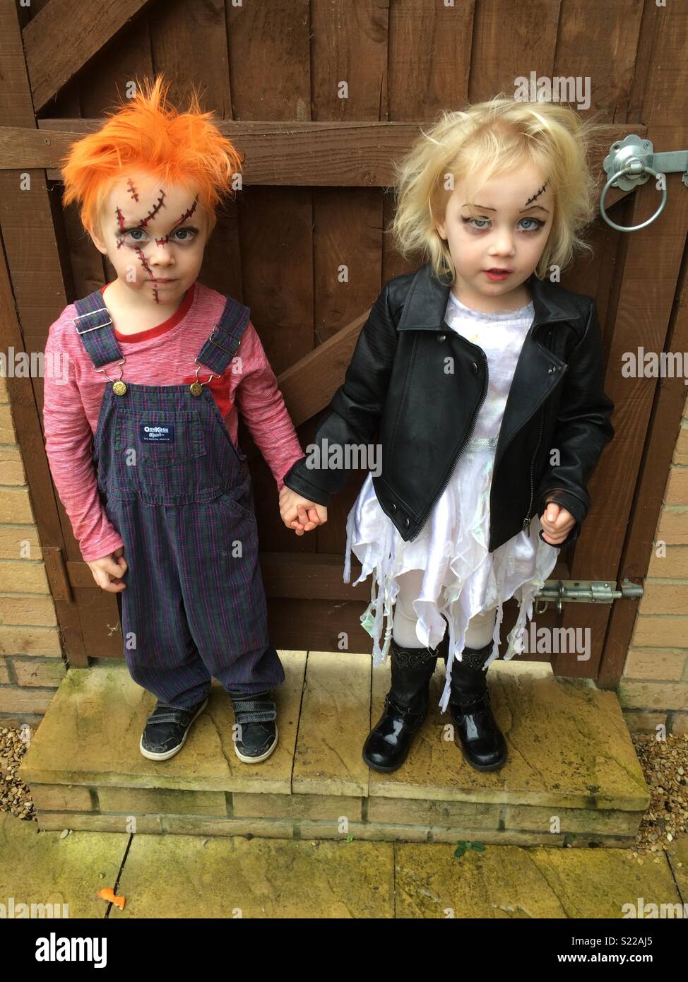 Disfraces de Halloween para niños Fotografía de stock - Alamy Disfraces de Halloween para niños Fotografía de stock - Alamy