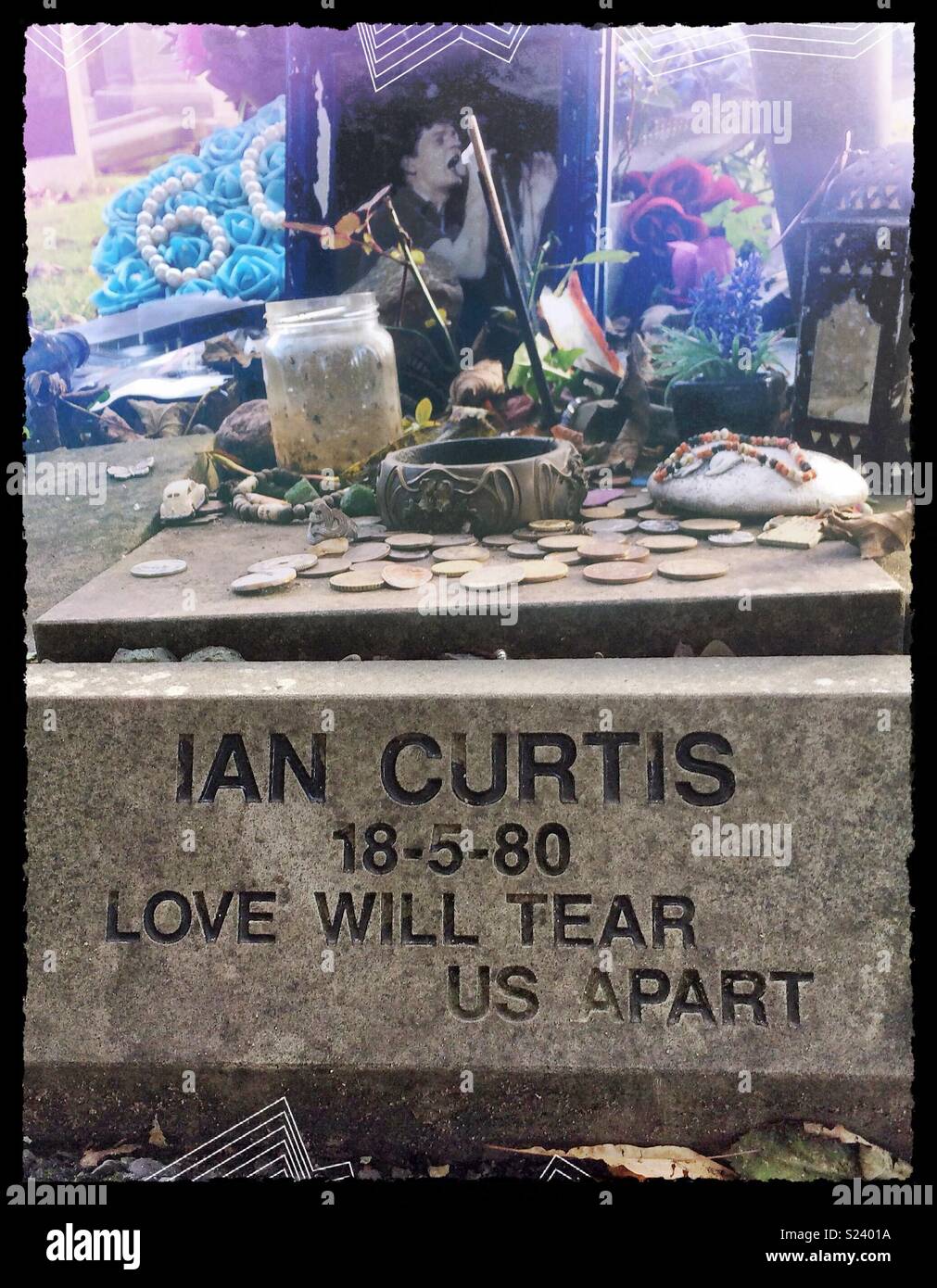 Ian curtis memorial fotografías e imágenes de alta resolución - Alamy