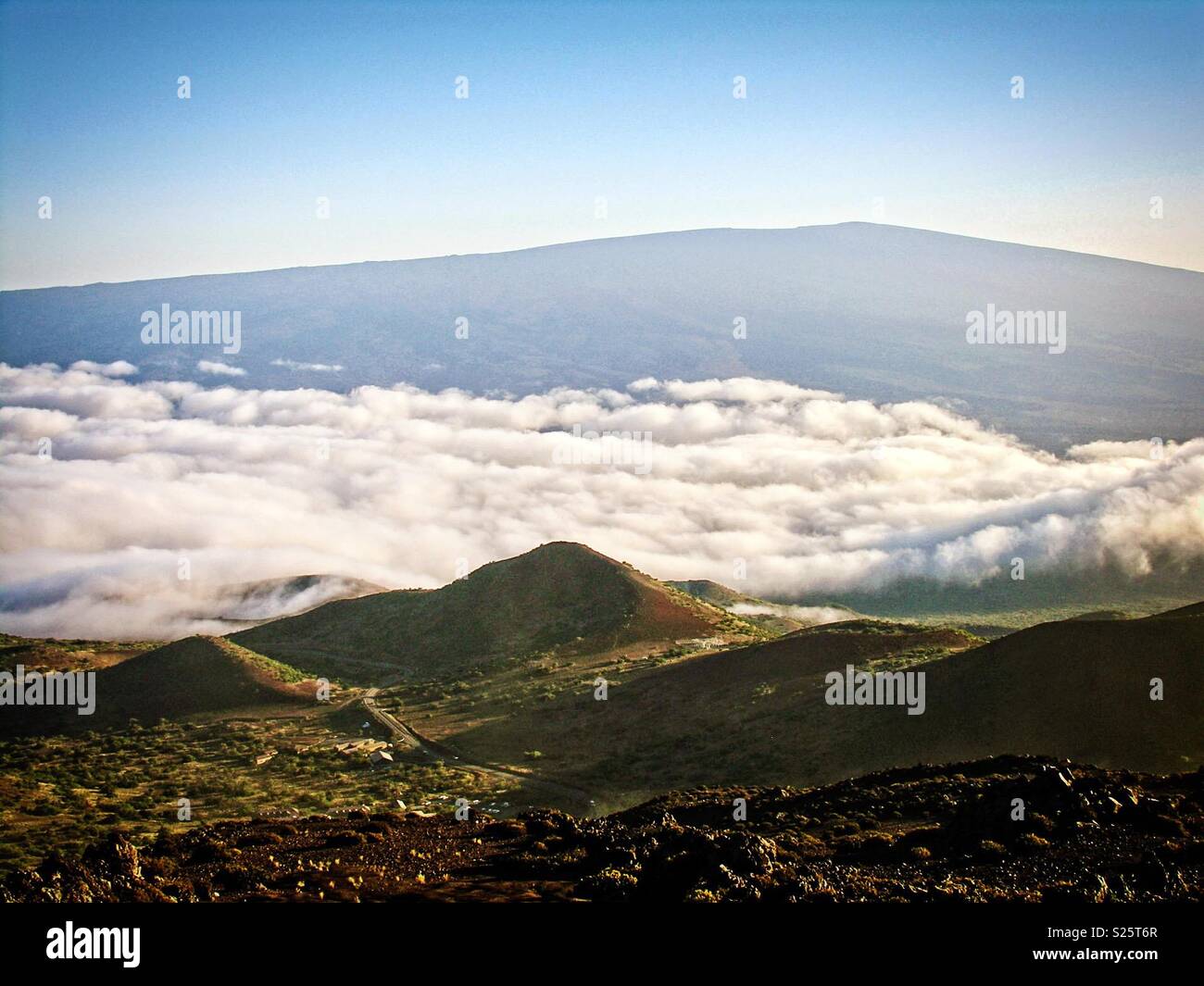 Mauna Kea y cono de ceniza Foto de stock