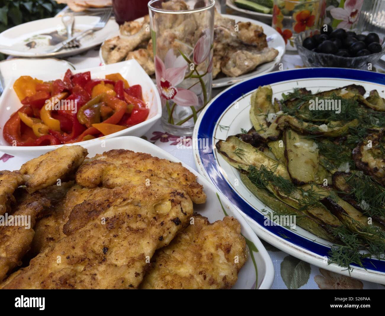 Tipica Comida Ucraniana Durante La Fiesta De Cumpleanos Fotografia De Stock Alamy