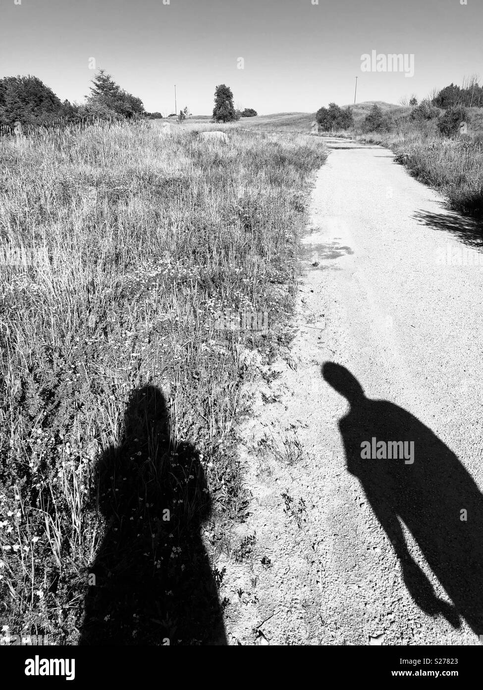 Sombra de mujer fotografías e imágenes de alta resolución - Alamy