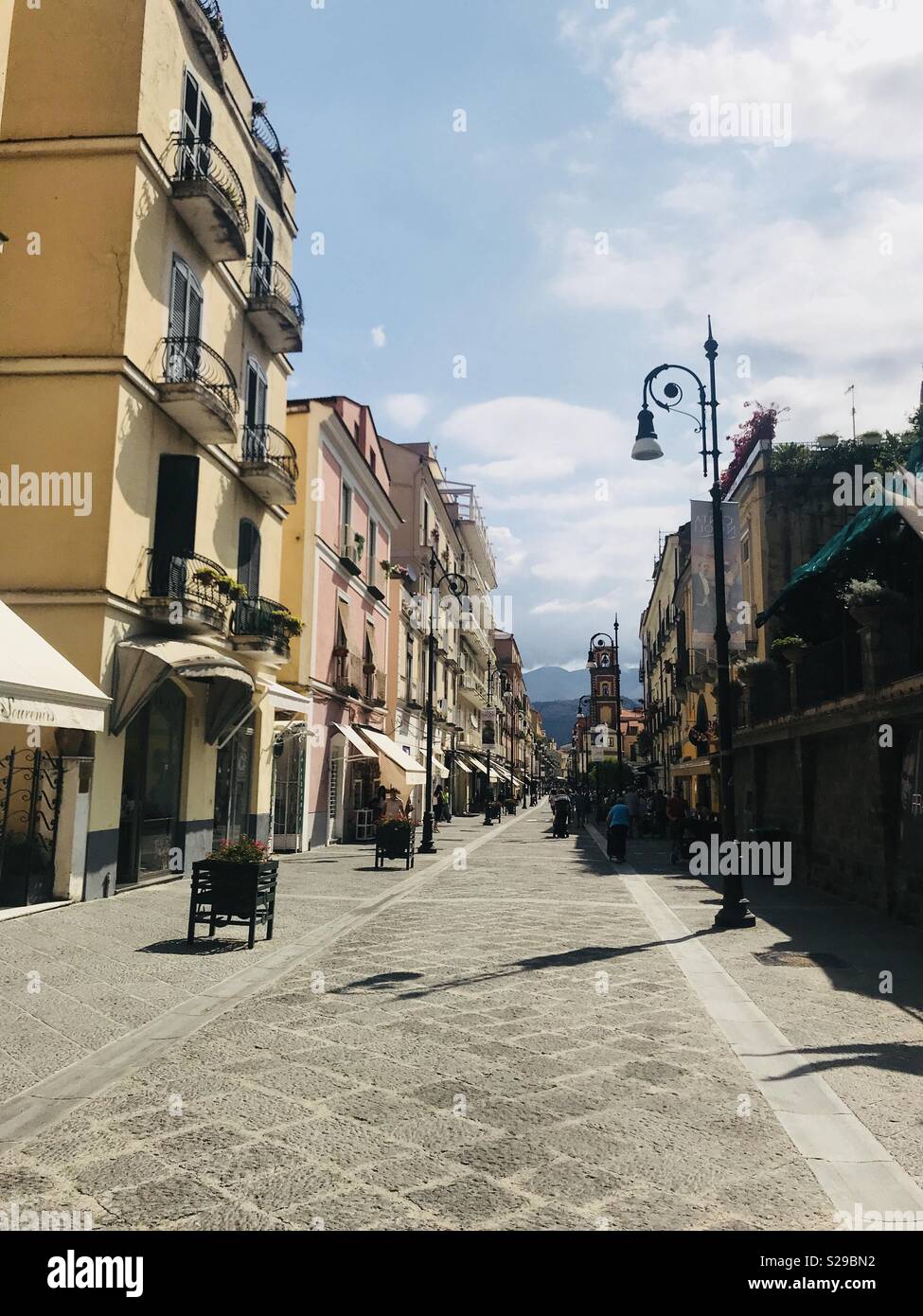 Calle Peatonal Principal En Sorrento Tomadas Con Iphone 7 Plus Fotografia De Stock Alamy