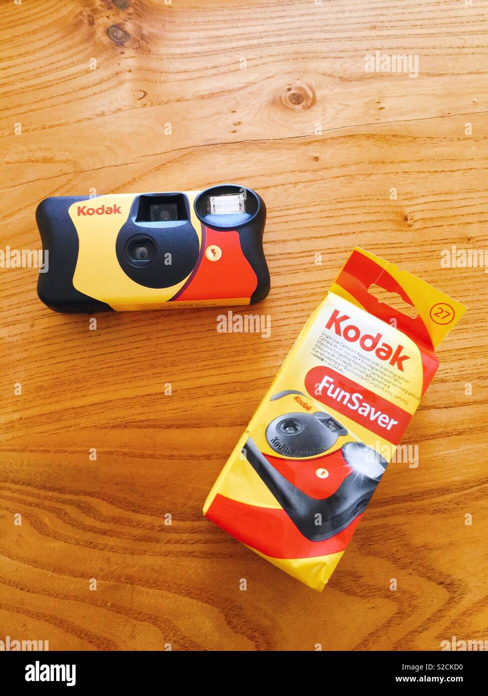 Kodak disposable camera fotografías e imágenes de alta resolución