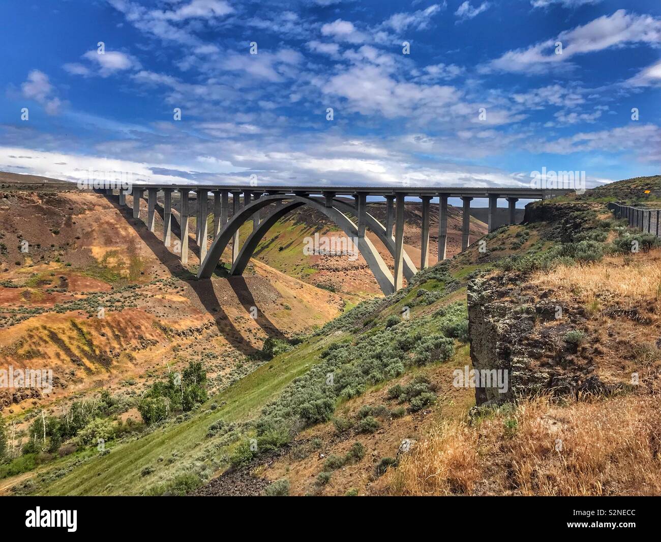 Puente Carretero cerca de Yakima Washington Foto de stock