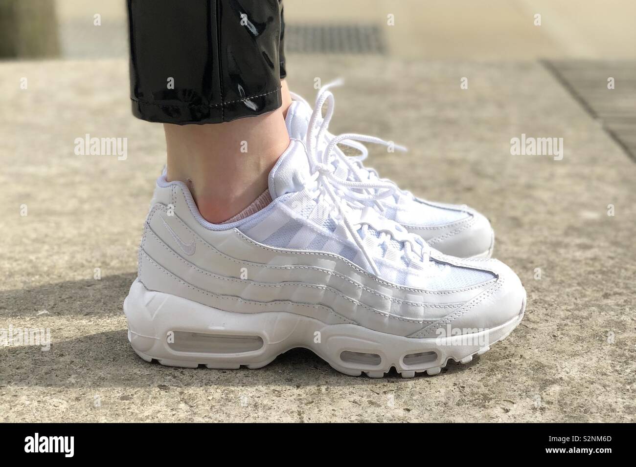 Nike Air Max 95 Fotografía de stock - Alamy