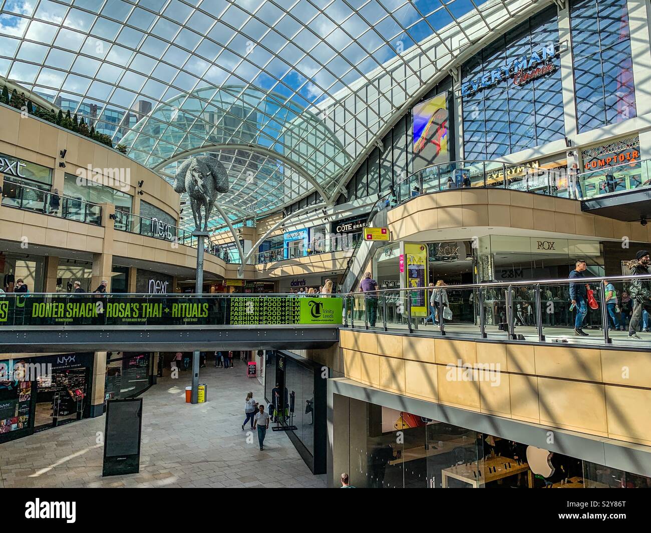 Trinity Leeds shopping center Foto de stock