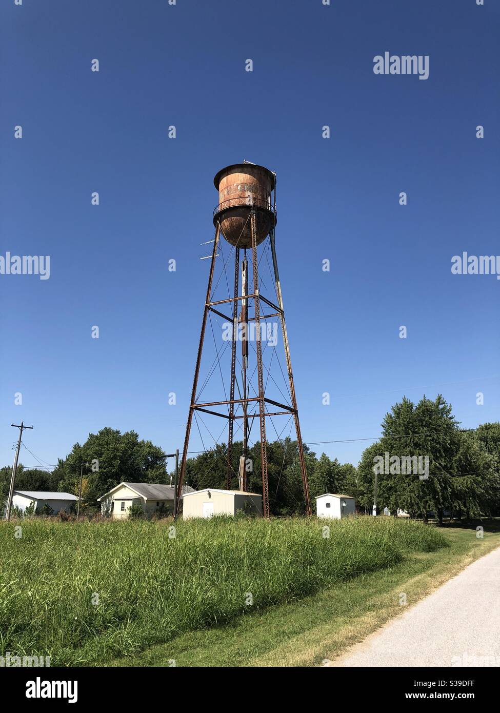 Torre de agua de Oklahoma oxidada Foto de stock