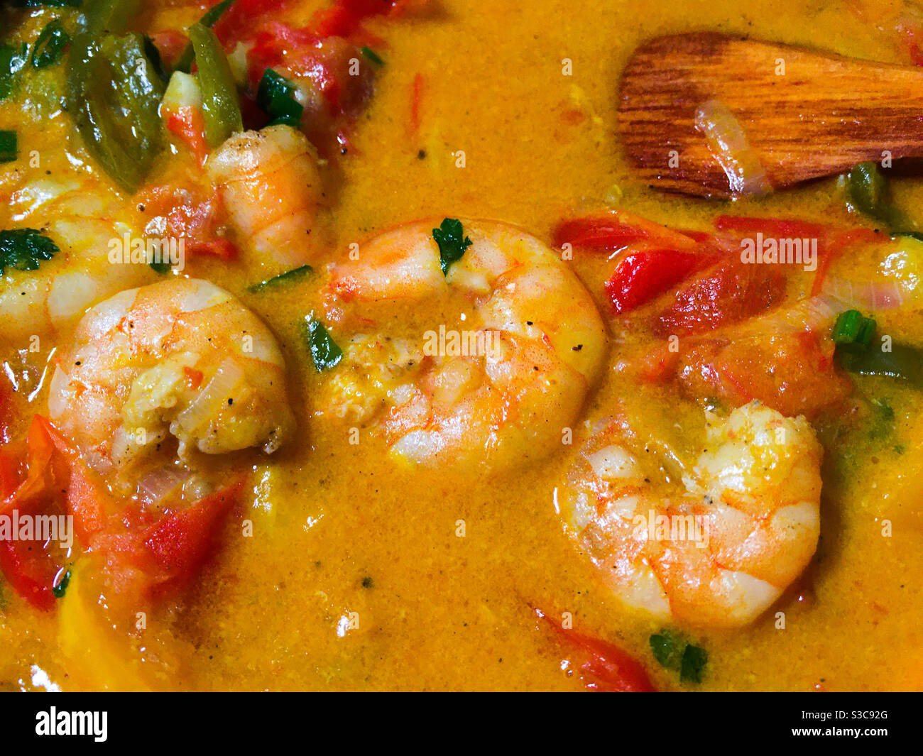 Moqueca, estofado de camarón brasileño Fotografía de stock - Alamy