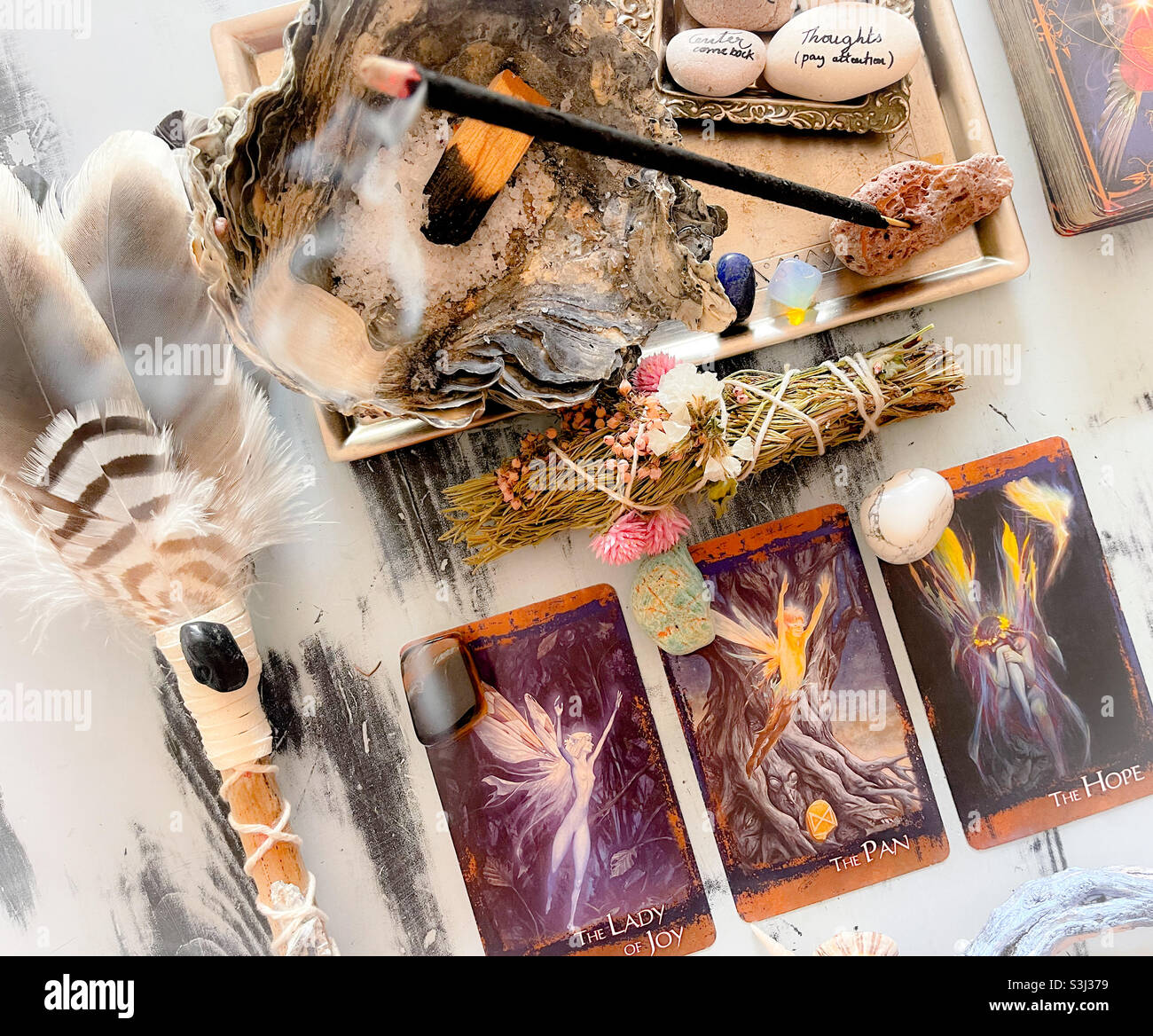 Tarot cartas de lectura y artes mágicas Foto de stock
