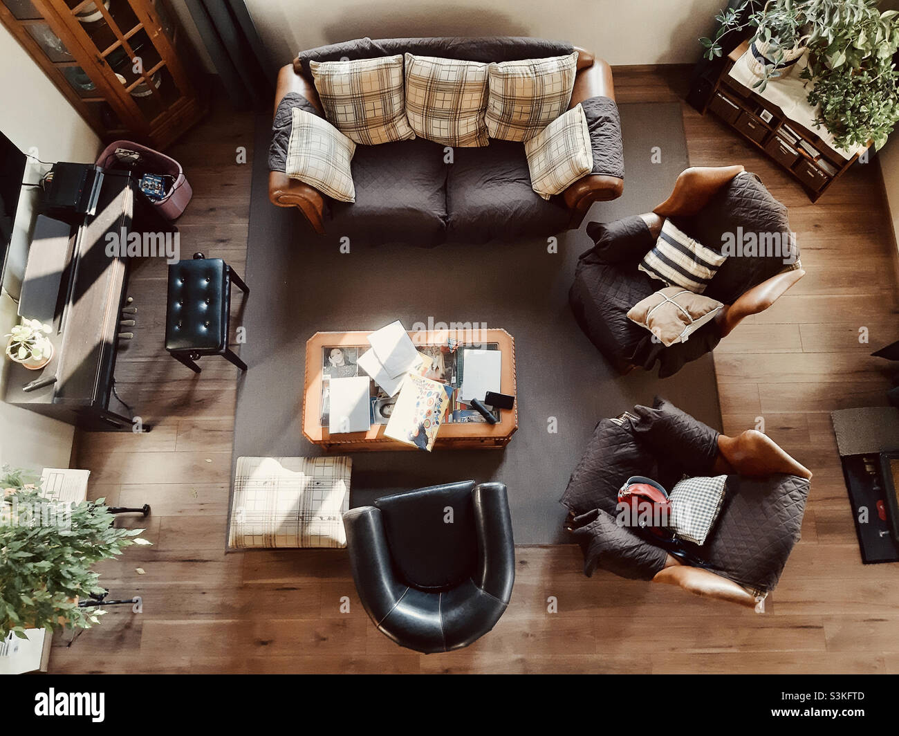 Vista superior moderno salón sofá sillones muebles fotografías e imágenes  de alta resolución - Alamy