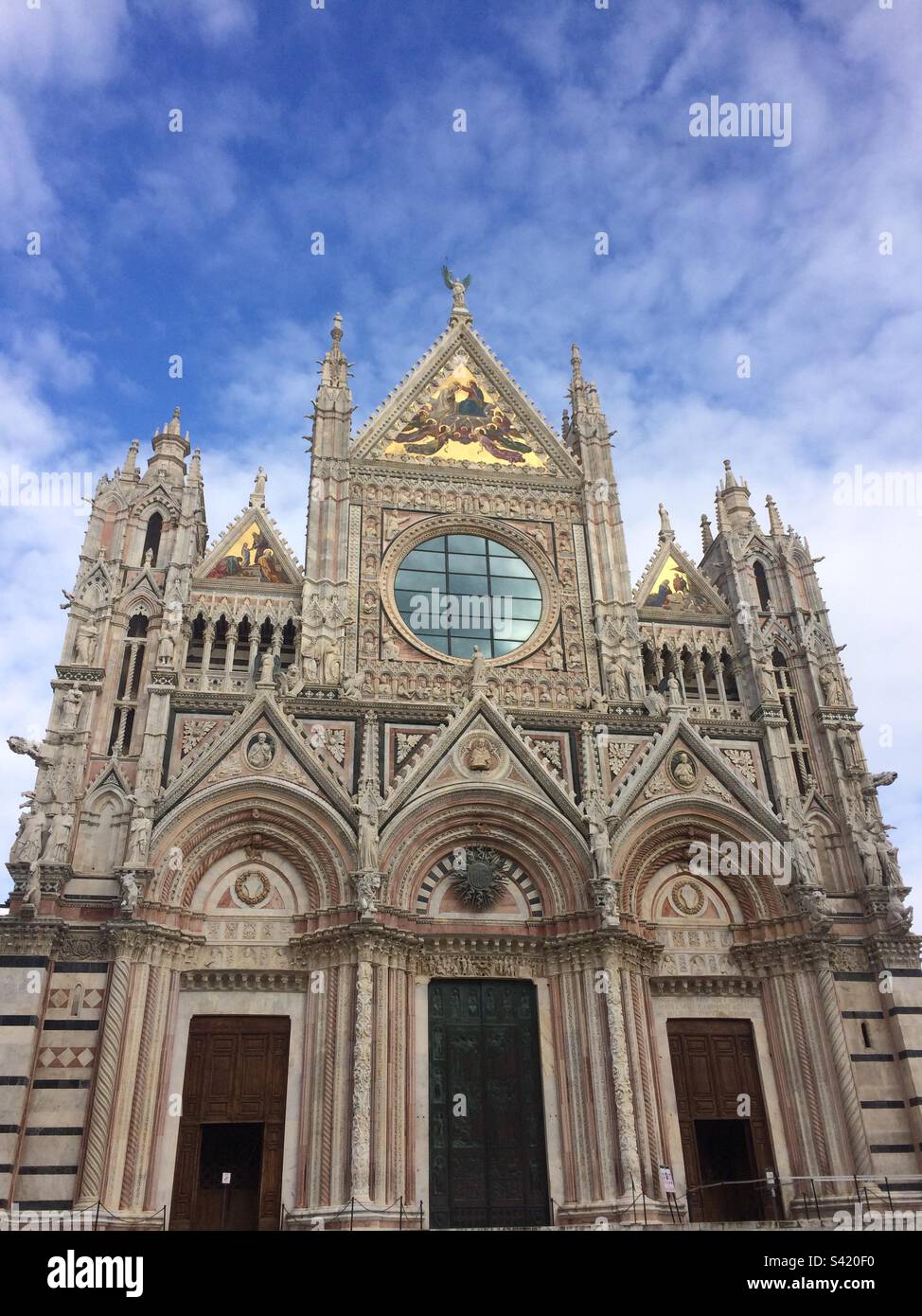 Catedral de Sienna tiro vertical, Sienna İtaly Foto de stock