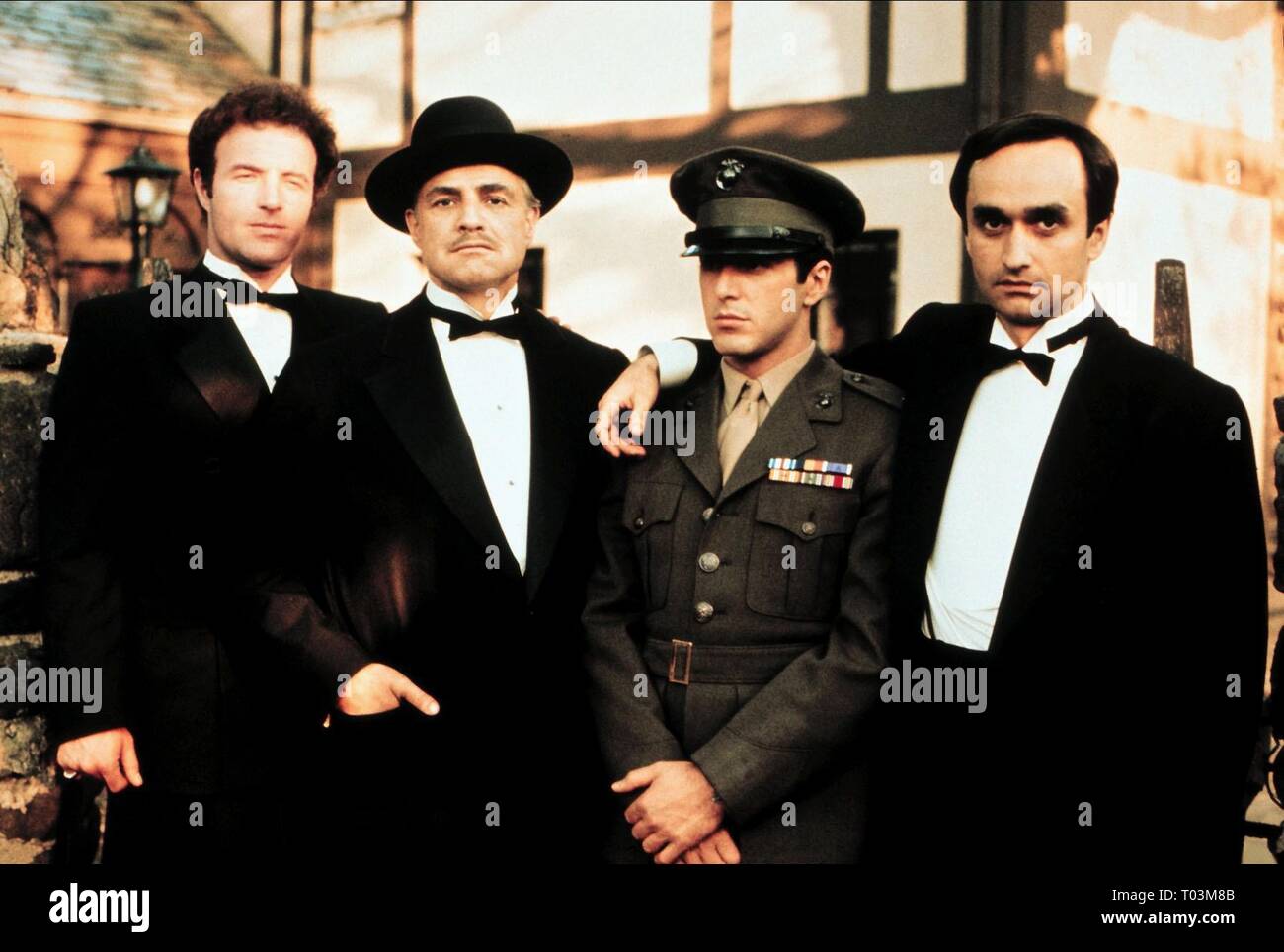 JAMES CAAN, Marlon Brando, AL PACINO, JOHN CAZALE, El Padrino, 1972