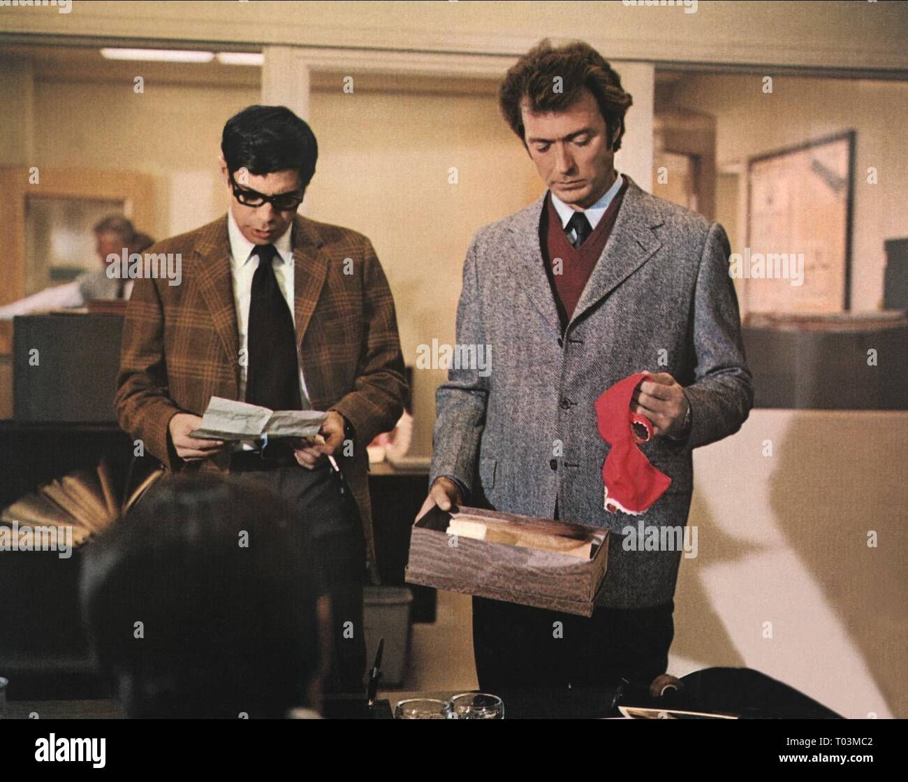 clint-eastwood-harry-el-sucio-1971-t03mc2.jpg