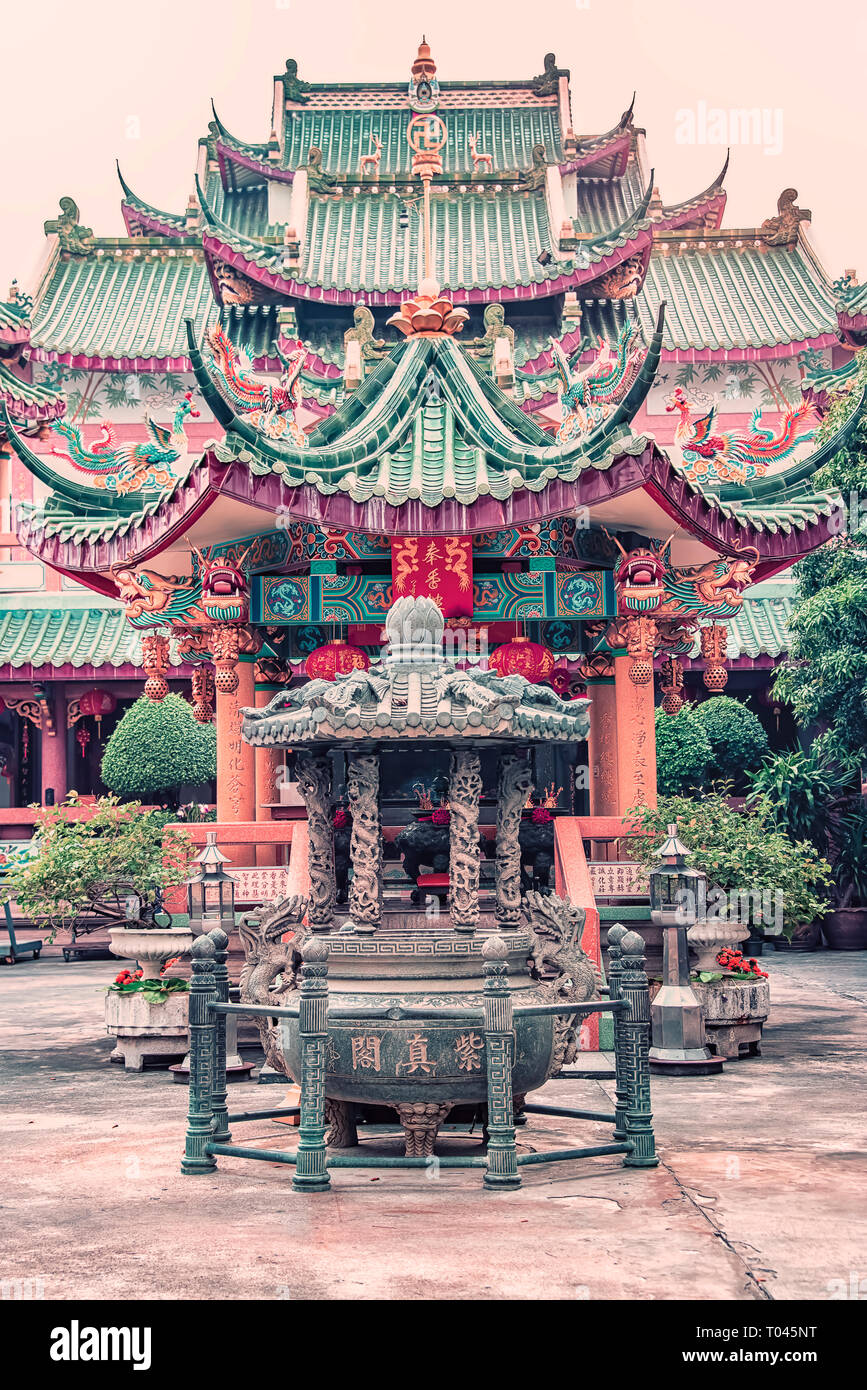 Che Chin Khor Templo pagoda de estilo chino y en Bangkok, Tailandia Foto de stock