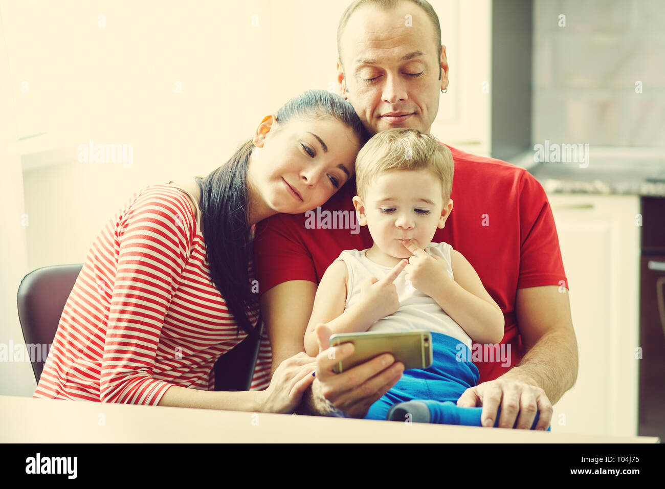 Mama Y Papa Dibujo Animado Fotografias E Imagenes De Alta Resolucion Alamy