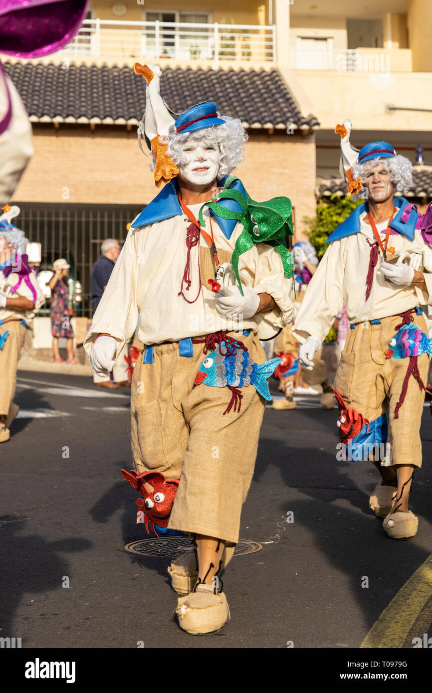 Espectaculares trajes de carnaval fotografías e imágenes de alta resolución  - Alamy
