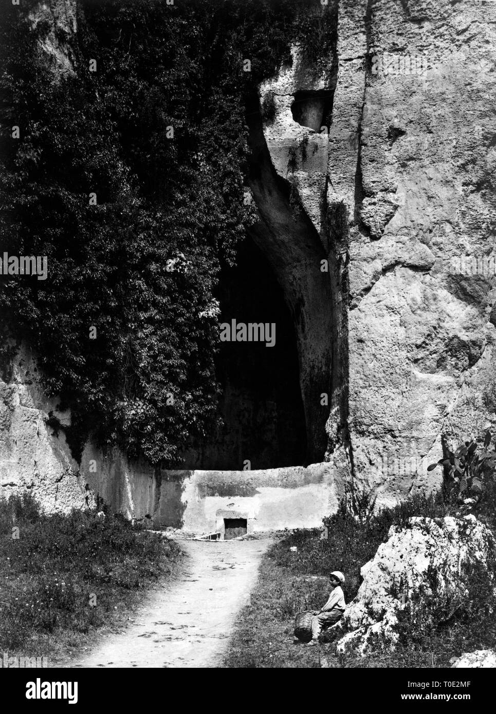 Latomia dei cappuccini Imágenes de stock en blanco y negro Alamy