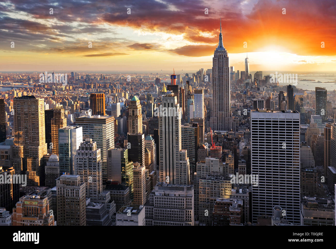 Rascacielos de Nueva York al atardecer, EE.UU.. Foto de stock