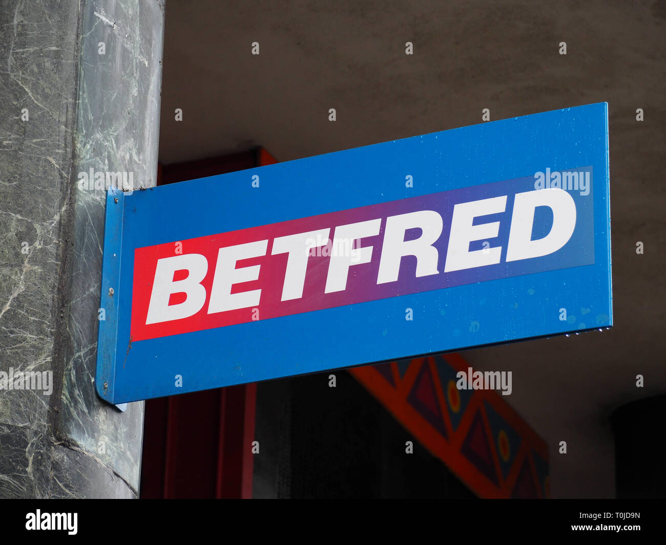 La tienda de apuestas de Betfred firmar, Londres, Inglaterra, Reino Unido. Foto de stock